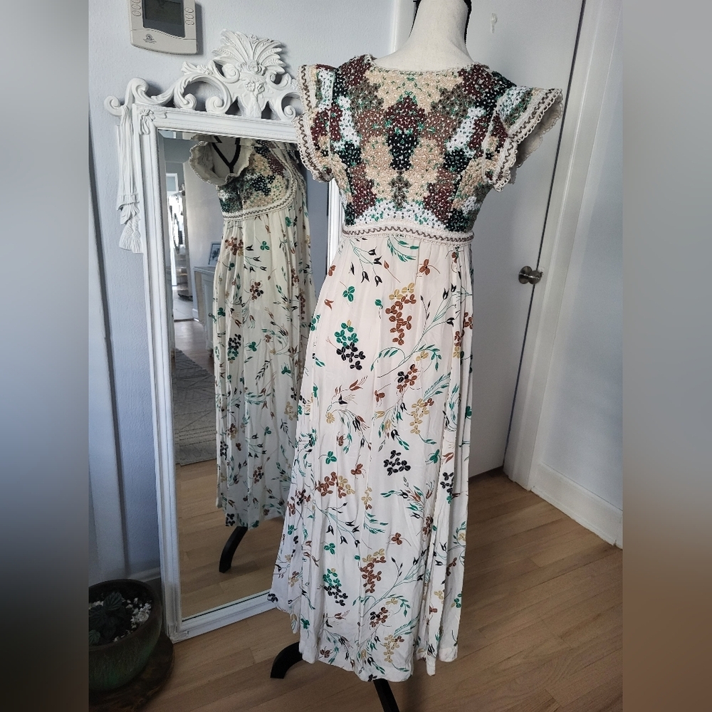 Anthropologie Floral Beige Maxi Dress/used - Picture 3 of 11